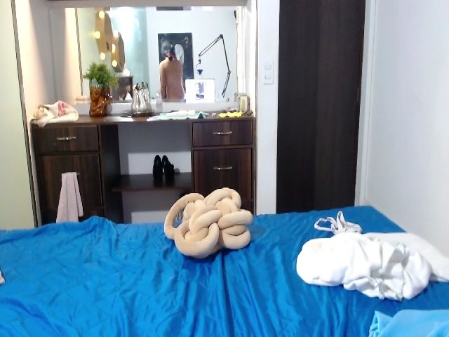 Live sex webcam photo for Gina_reid #262772196