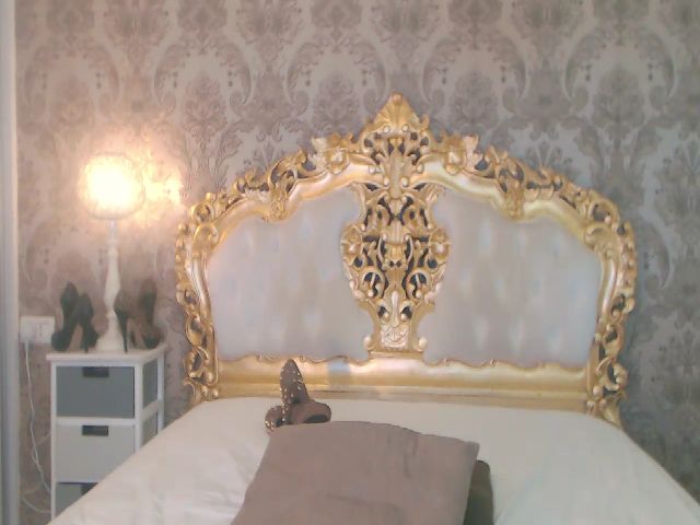 Live sex webcam photo for GoddessKatia #261319489