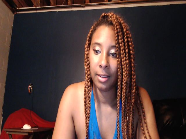 Live sex webcam photo for sweetieslayz #265343157