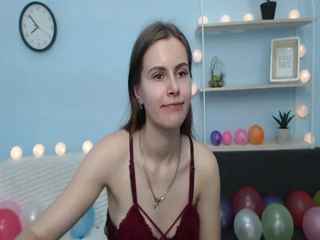 Live sex webcam photo for MollyTravis #254115498