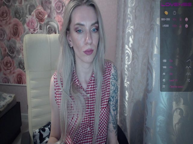 Live sex webcam photo for MaryJaness #257134222