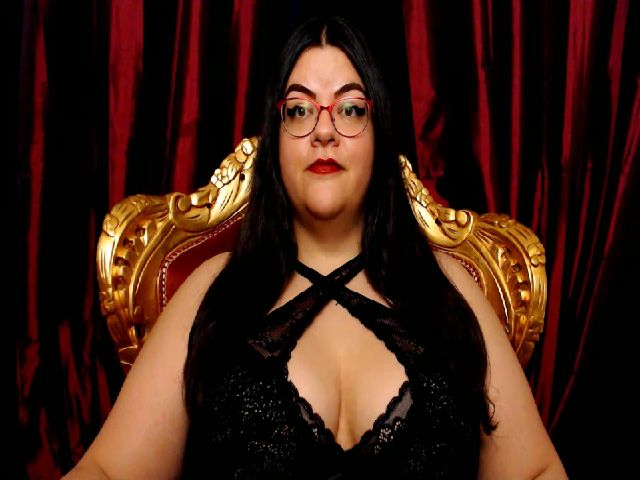 Live sex webcam photo for MissLillyBBW #255109502