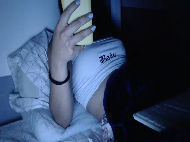 Live sex webcam photo for Joanne7 #252737539