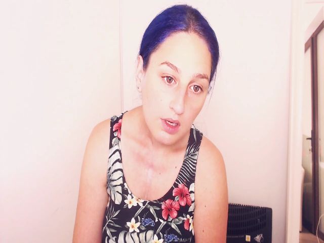 Live sex webcam photo for wetkittycum #254584797