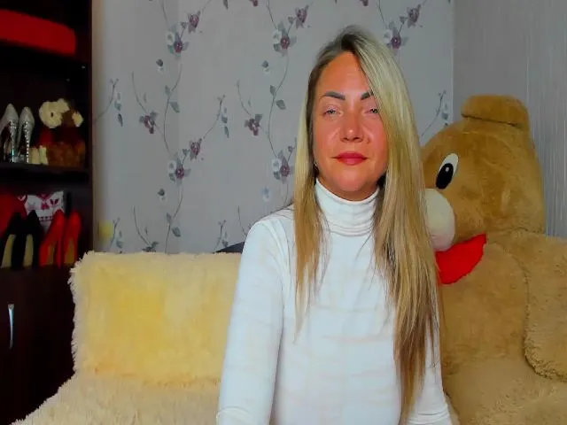 Live sex webcam photo for Alisa_Sims #257179001