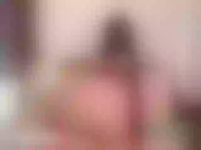 Live sex webcam photo for MadelinLove #252976823