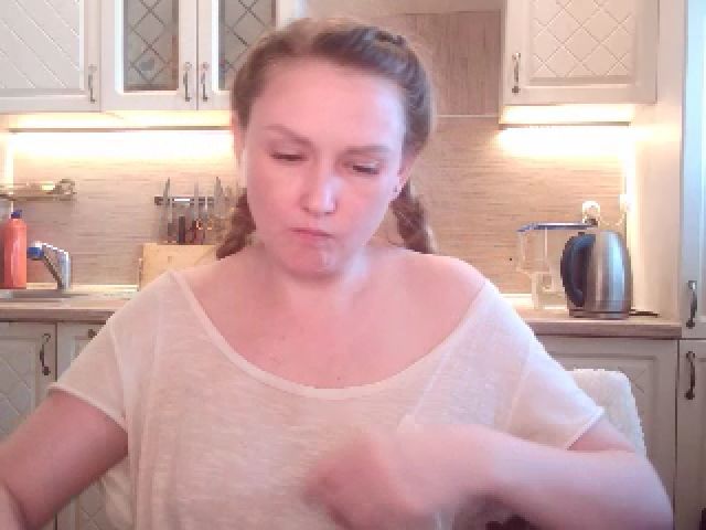 Live sex webcam photo for JaneGrey111 #252750392