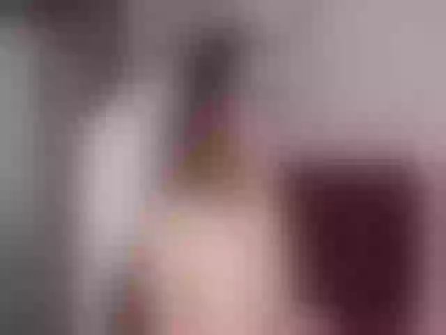Live sex webcam photo for Sun_kissed1 #255874493