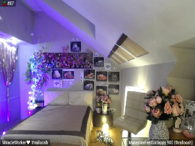 Live sex webcam photo for StaceyAdams #261032522