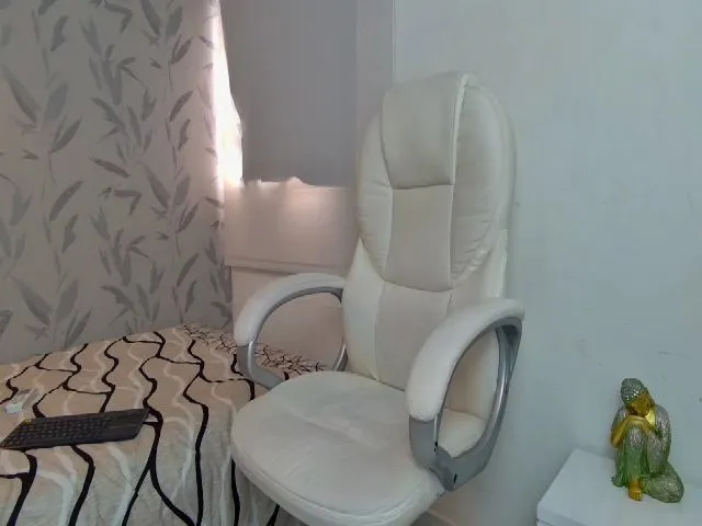 Live sex webcam photo for Katie_teen #254166068