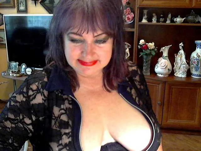 Live sex webcam photo for ElenaZed #287984978