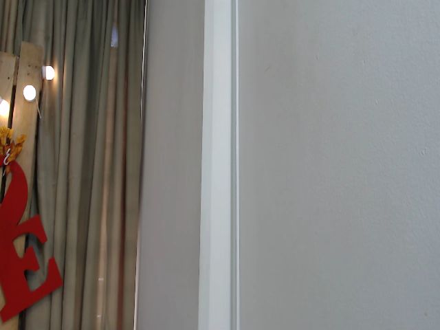 Live sex webcam photo for Lupita_hot3 #261497487