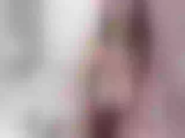Live sex webcam photo for LissieVans #261682217