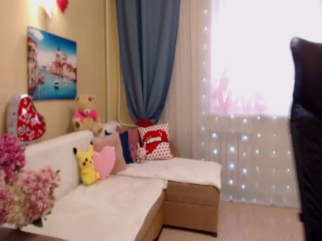 Live sex webcam photo for Magic_Eyes_ #254012042