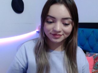 Live sex webcam photo for KelsiMonroe #240609601