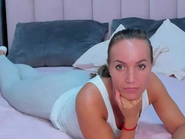 Live sex webcam photo for EvaMosesFU #260475549