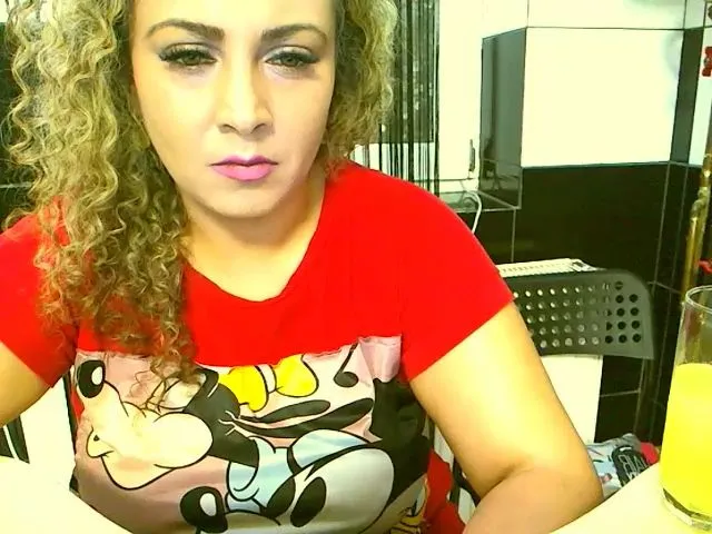 Live sex webcam photo for Lesby2Squirty #262841595