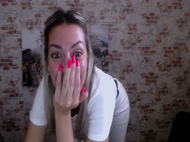 Live sex webcam photo for MornaDevis #256223888