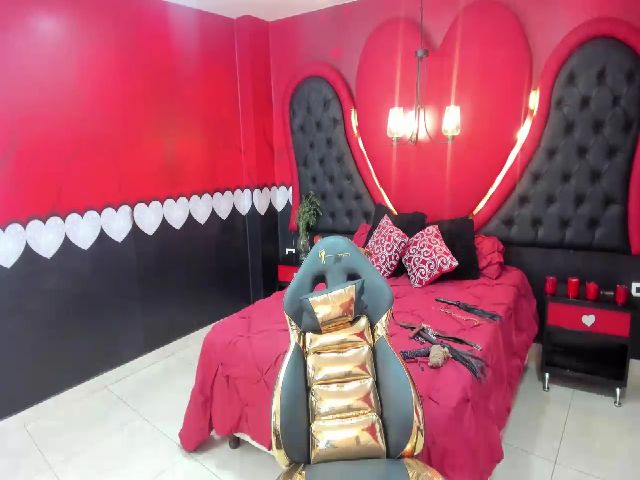 Live sex webcam photo for EvaMistreess #258116242