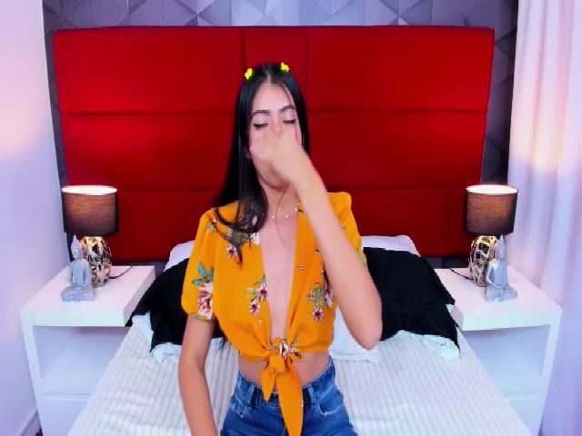 Live sex webcam photo for Chanel_broke #254992230