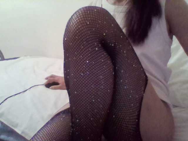 Live sex webcam photo for romanticgirl #241099728