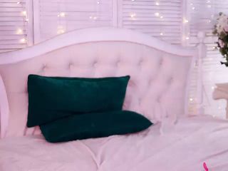 Live sex webcam photo for SashaBrie #251810837