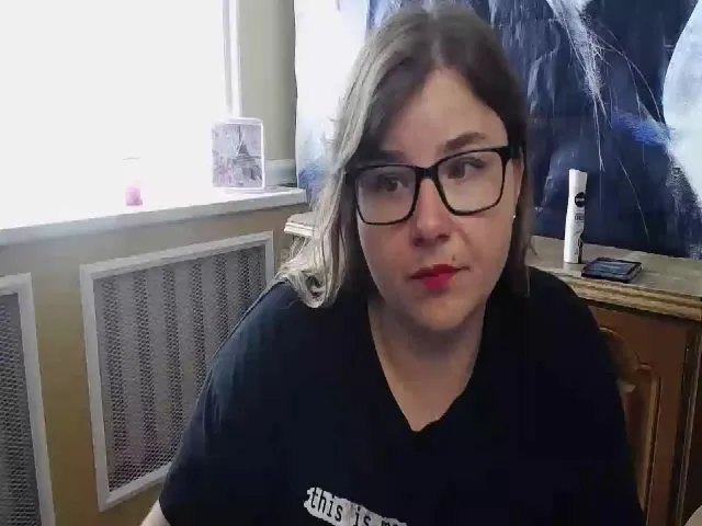 Live sex webcam photo for MonLais #254493955