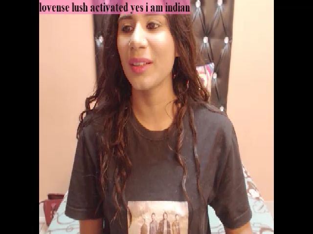 Live sex webcam photo for PARADISEQEEN #263239778