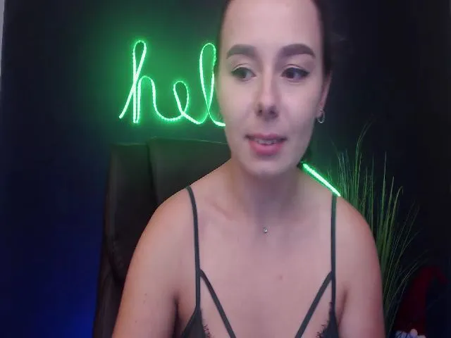 Live sex webcam photo for DinaD #264383634