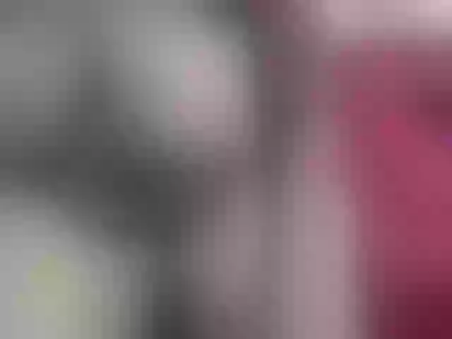 Live sex webcam photo for LillyBee #241284054