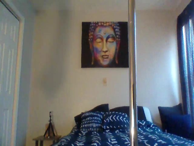 Live sex webcam photo for Heavenllyy #261527702