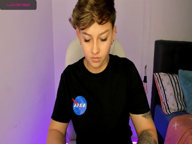 Live sex webcam photo for SalemJimenez #253671860