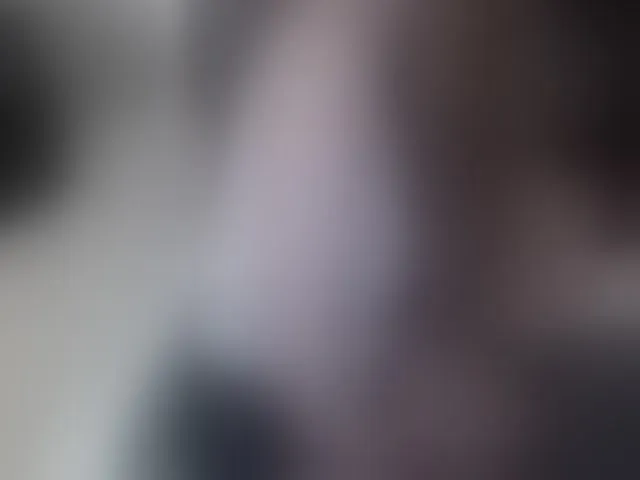 Live sex webcam photo for QueenKM #254167242