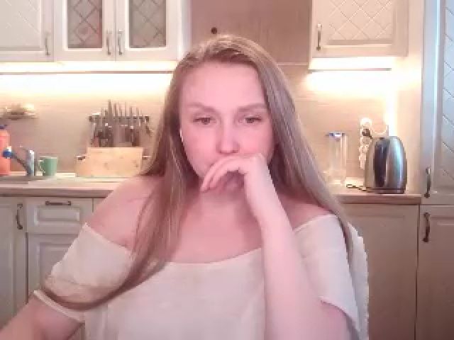 Live sex webcam photo for JaneGrey111 #257020582