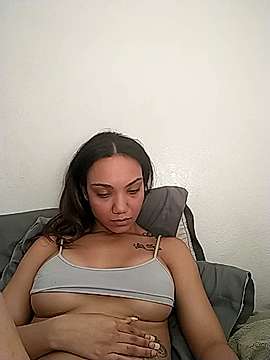 Live sex webcam photo for CaliMarley #244825909