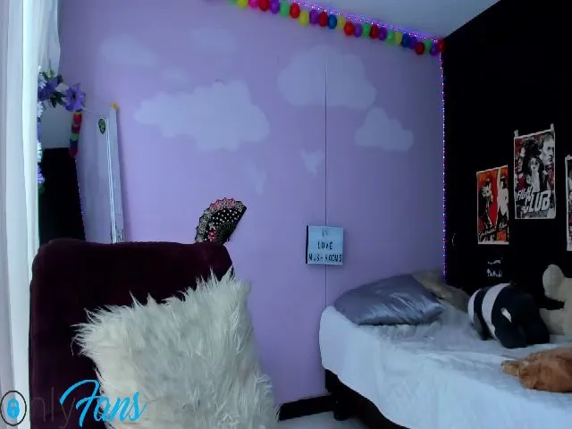 Live sex webcam photo for Liittlebunny #256971854
