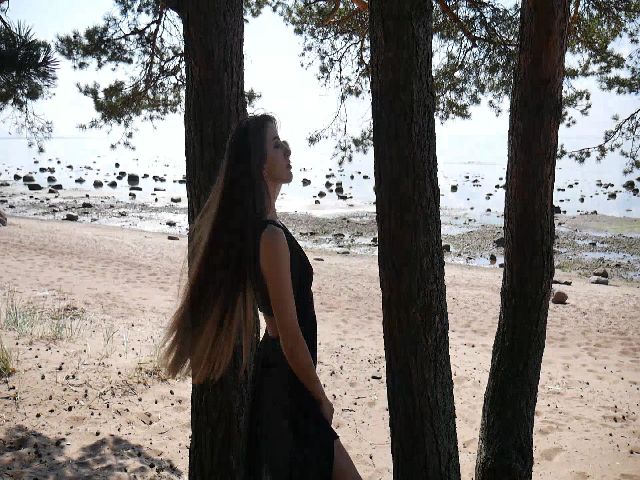 Live sex webcam photo for aalicebalij #261613245