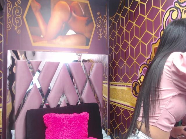 Live sex webcam photo for analia_lexx #255623982