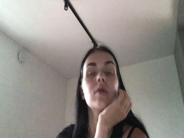 Live sex webcam photo for AdriaPretty #263666924