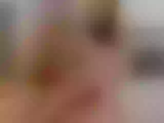 Live sex webcam photo for SansaStaark #243106496