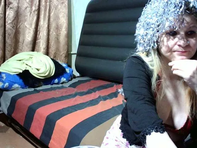 Live sex webcam photo for kolitoo #241239756