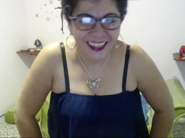 Live sex webcam photo for angellove266 #241364745