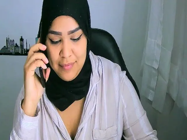 Live sex webcam photo for Shalyn_ #257217664