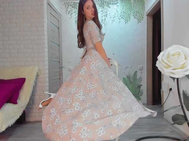 Live sex webcam photo for EvaK13 #240906356