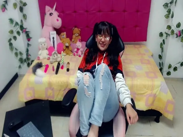 Live sex webcam photo for Pink_queenn #264071519