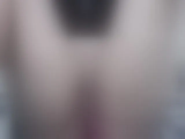 Live sex webcam photo for Sweetyrosses #255271553