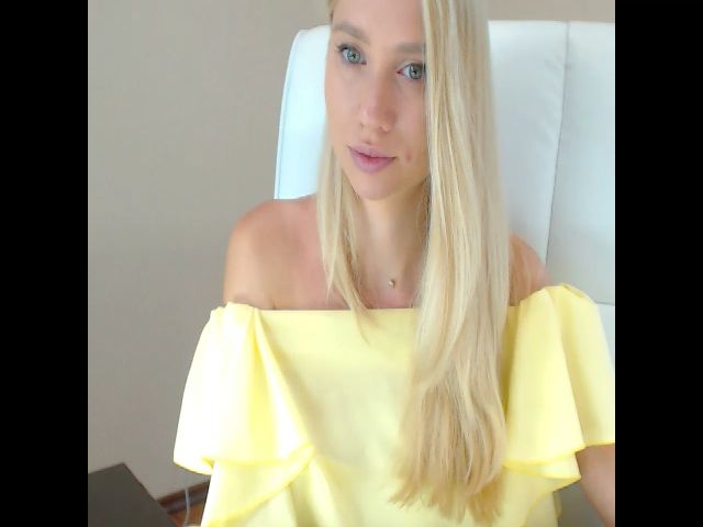 Live sex webcam photo for Miss_Sylvia #264922877