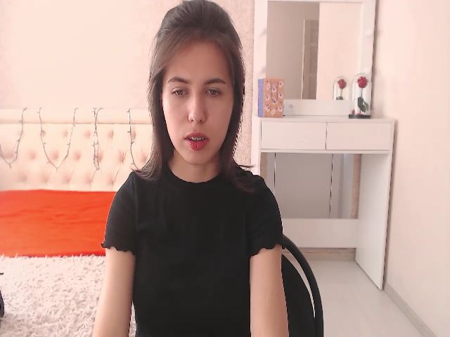 Live sex webcam photo for YourrAngell #256881573