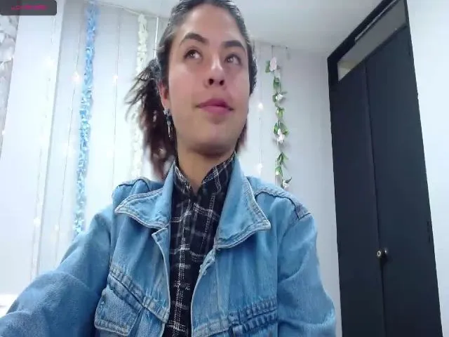 Live sex webcam photo for Cathryskyy #261201142