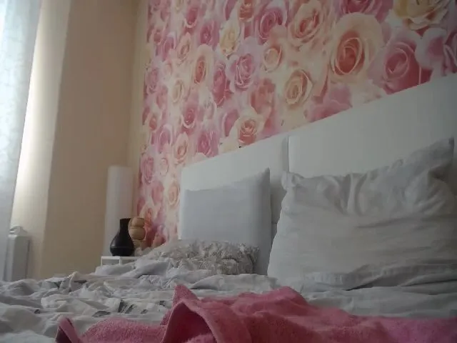 Live sex webcam photo for Megancity #262972626